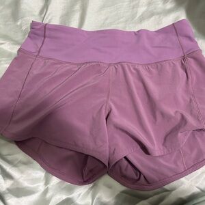 Lululemon mid rise speed up shorts 4"